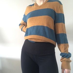🐚VINTAGE OLD NAVY SWEATER🐚 SOFT!